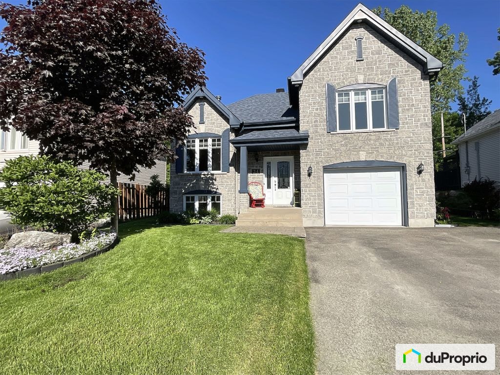 $795,000 - 1 1/2 Storey for sale in St-Jérôme (St-Jérôme) — photo 1
