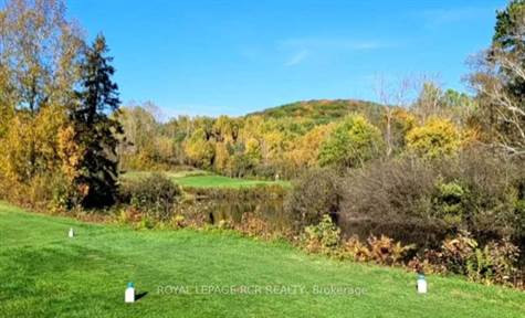 71 & 84 Golf Course Rd in Houses for Sale in Muskoka - Image 2
