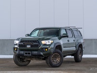 CARGET AUTOMOTIVE is thrilled to offer this 2022 Toyota Tacoma SR, a durable midsize pickup offering... (image 1)