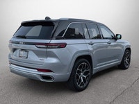 This Jeep Grand Cherokee boasts a Regular Unleaded V-6 3.6 L/220 engine powering this Automatic tran... (image 4)