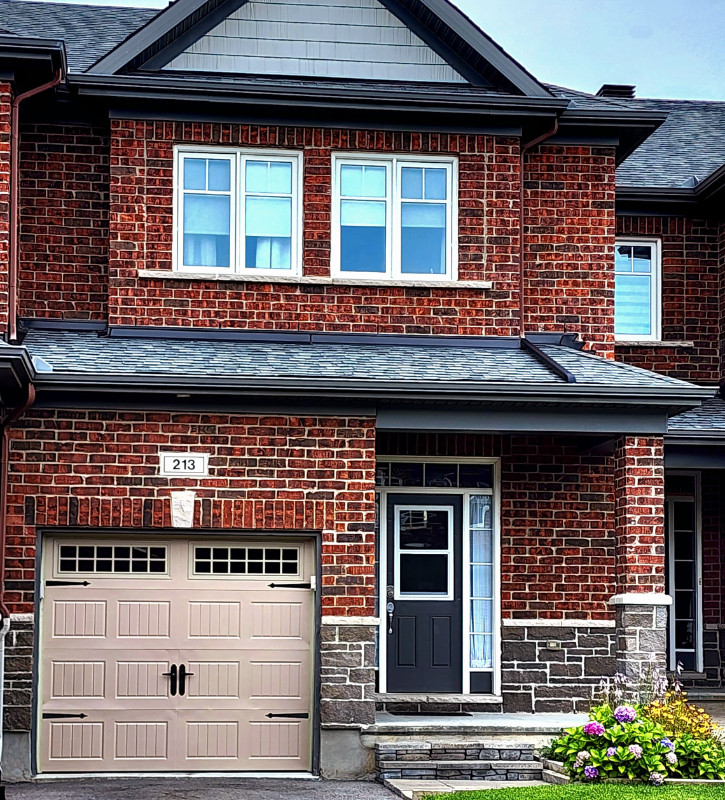 Turnkey 3 bed 3 bath Kanata townhome for rent Long Term Rentals