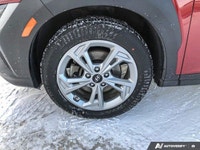 This Hyundai Kona boasts a Regular Unleaded I-4 2.0 L/122 engine powering this Variable transmission... (image 8)