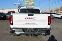 ACCIDENT FREE DONT PAY EXTRA FOR SAFETY Drive in style with this fully-loaded 2021 GMC Sierra 1500 S... (image 5)