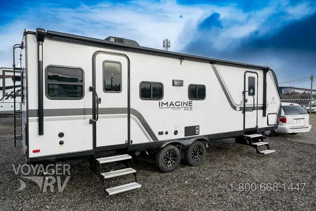 2026 Grand Design Imagine XLS 25RLE in Travel Trailers & Campers in Kelowna - Image 3