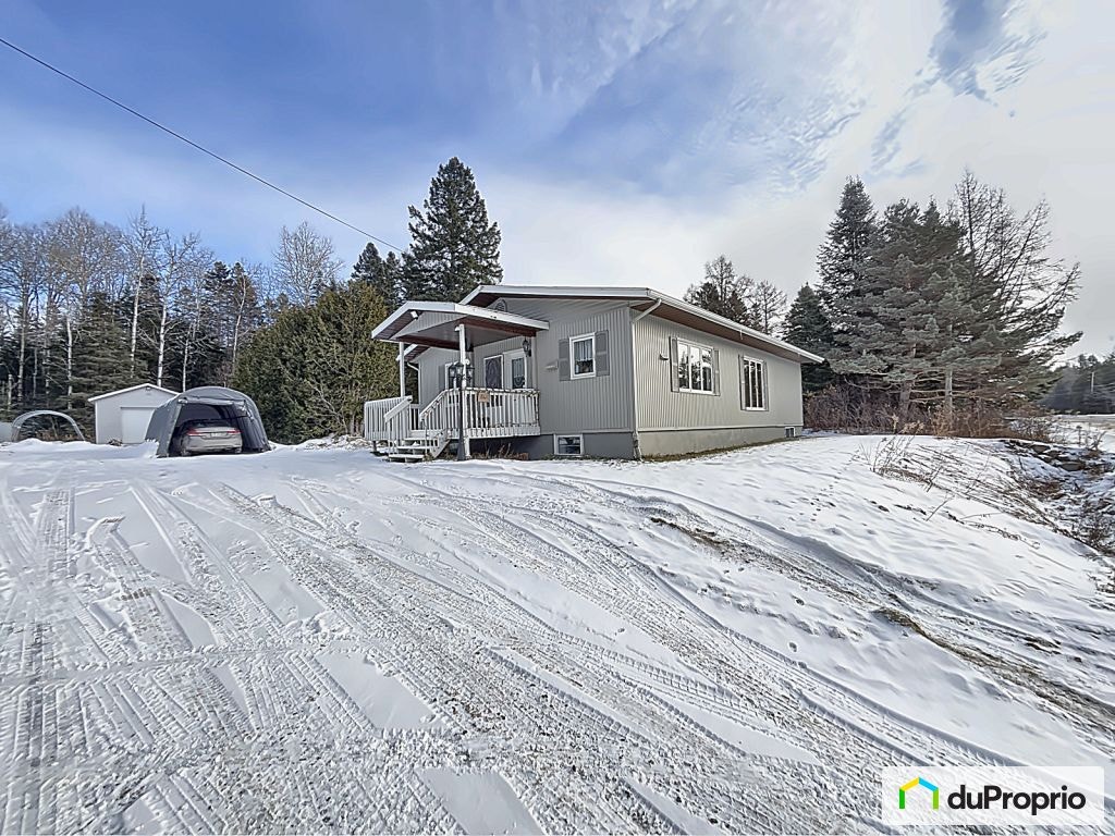 $299,000 - Bungalow for sale in St-Donat — photo 2