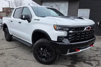 Chevrolet Silverado ZR2 2024ZR2 4x4 Hud Cuir Hors Route Comme NeufLe Chevrolet Silverado ZR2 2024 es...