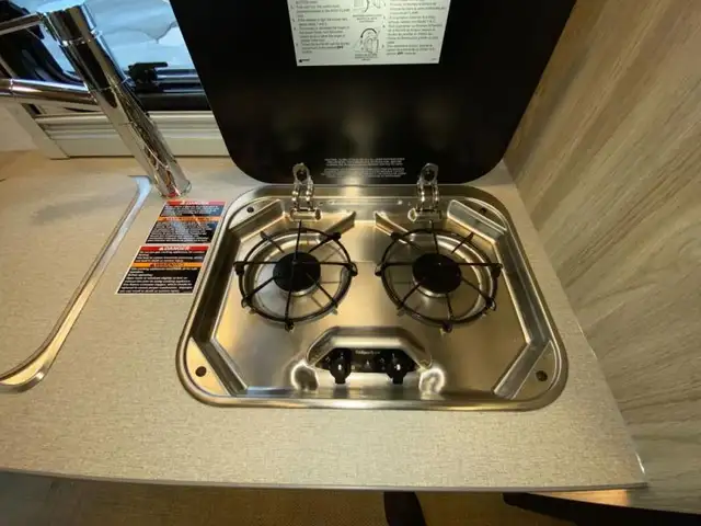 2026 Winnebago Winnebago EKKO 22A in RVs & Motorhomes in Bedford - Image 15