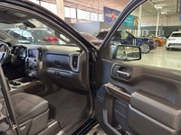 FEATURING : FEATURING : RST Z71, V8 POWERED, 4X4, SIDE STEPS, BEDLINER, TRUCKHERO BAKFLIP G2 TONNEAU... (image 9)