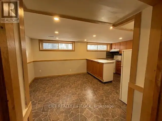 550 RAYMOND STREET Peterborough (Northcrest Ward 5), Ontario in Long Term Rentals in Peterborough - Image 8