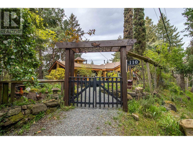 110 DEVINA DRIVE Galiano Island, British Columbia in Houses for Sale in Sunshine Coast - Image 4