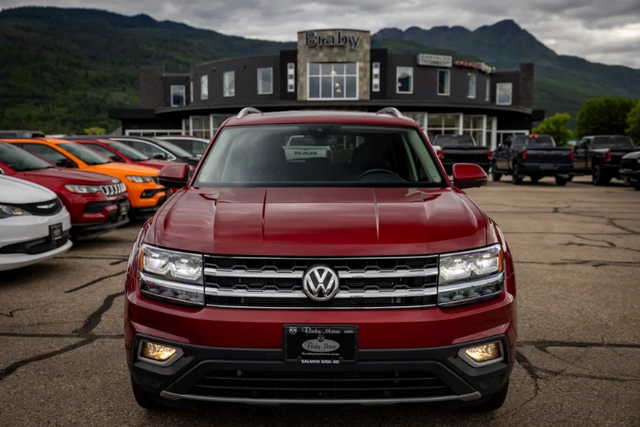 2018 VOLKSWAGEN Atlas Execline in Cars & Trucks in Kamloops - Image 4
