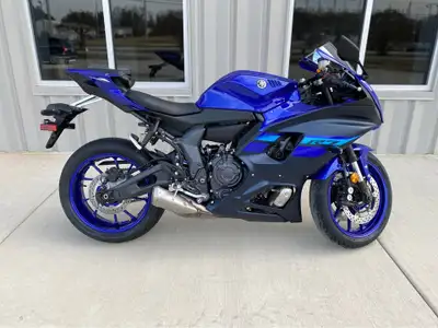 APPLY NOW: https://www.ridecollective.ca/get-pre-approved 2024 YAMAHA R7 • Parallel-twin engine deli...