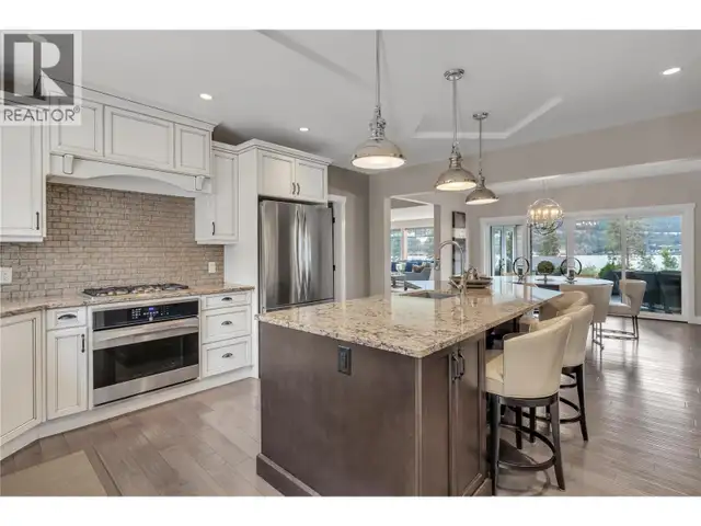 4511 Crawford Road Lake Country, British Columbia in Houses for Sale in Penticton - Image 35
