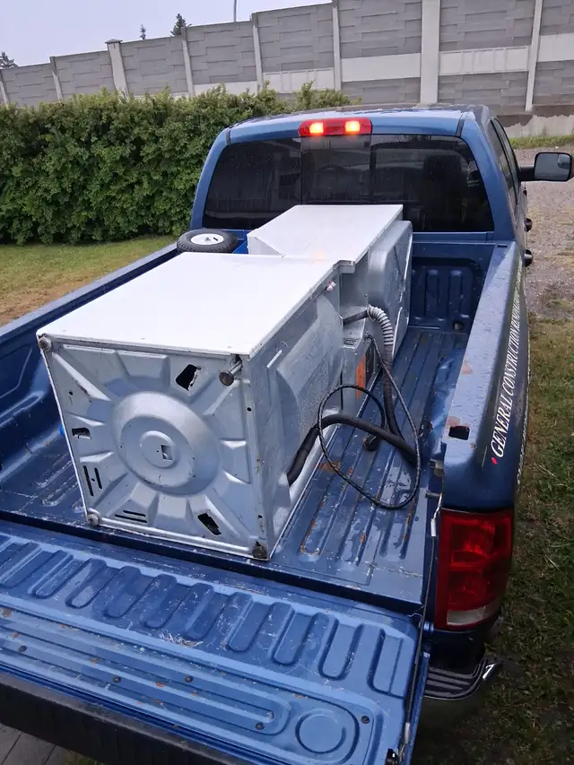 Affordable  Junk Removal  & free  Scrap metal  pick up62864359010178122