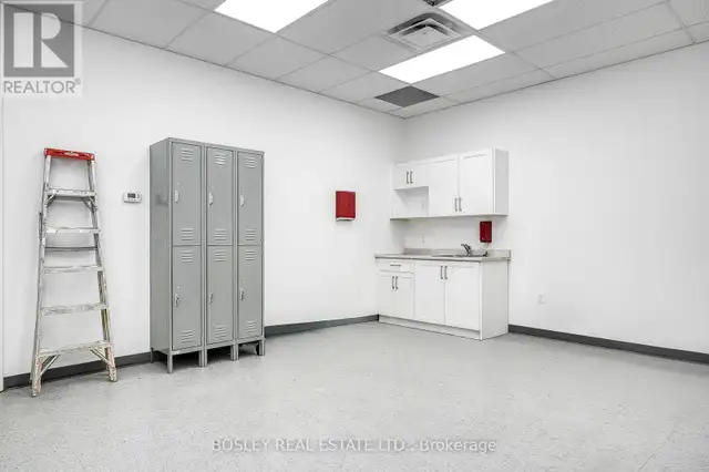 2577 YONGE STREET Toronto (Mount Pleasant West), Ontario in Commercial & Office Space for Rent in City of Toronto - Image 19