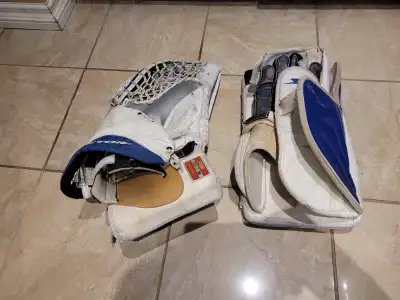 CCM Vector V 10.0 Pro  Goalie Blocker/Catcher, View more