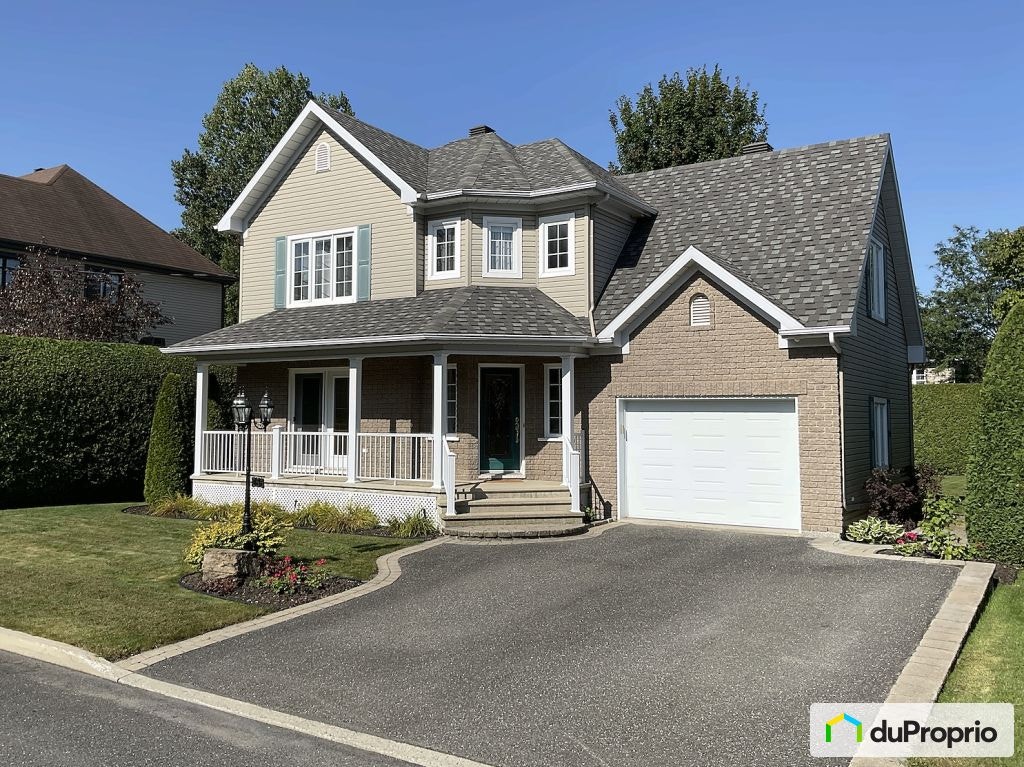 $649,000 - 2 Storey in Drummondville (St-Charles-De-Drummond) — photo 1