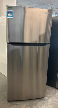 congelateur dans frigidaire in Home Appliances in Greater Montréal - Kijiji  Canada