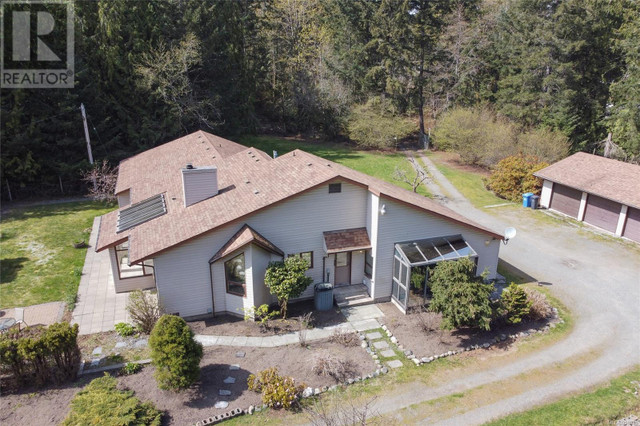 4702 Sahtlam Estates Rd Duncan, British Columbia dans Maisons à vendre  à Vallée de Cowichan/Duncan - Image 2