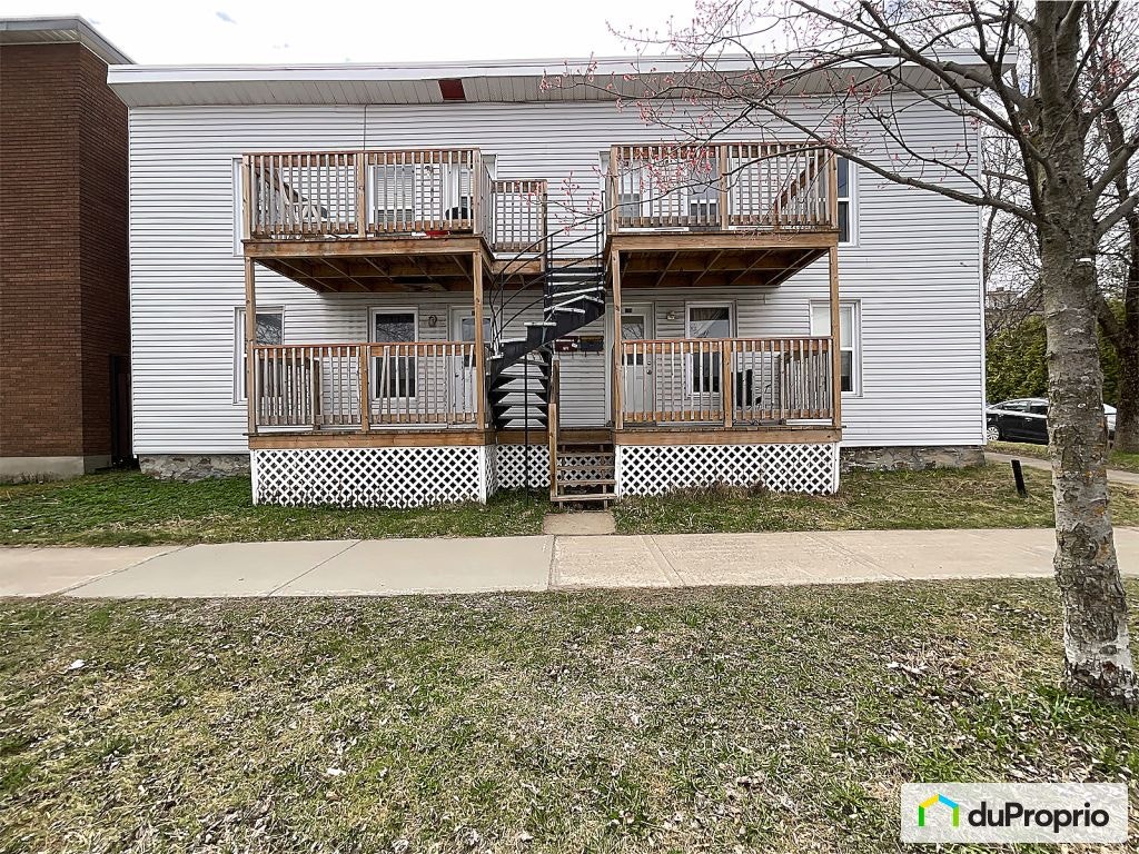 $374,400 - Quadruplex for sale in Shawinigan (Shawinigan) — photo 1