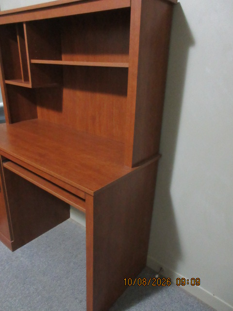 PC desk | Free Stuff | London | Free local classifieds - Kijiji