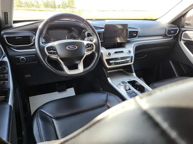 Ford Explorer XLT 20216063876172742860817
