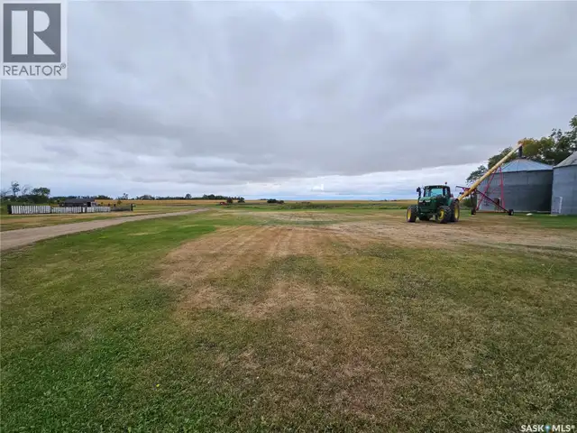 Redvers South Acreage. Antler Rm No. 61, Saskatchewan in Houses for Sale in Regina - Image 9