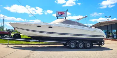 This family sport boat is ready for big water. Dealer stored and serviced, the Formula Sun Sport 330...