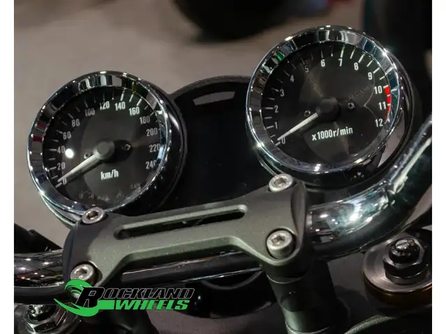 2025 Kawasaki Z900RS SE in Sport Touring in Ottawa - Image 14