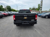 "• Power_Steering • Power_Brakes • Power_Windows • Power_Seat • Power_Mirrors • Power_Locks • Power_... (image 3)