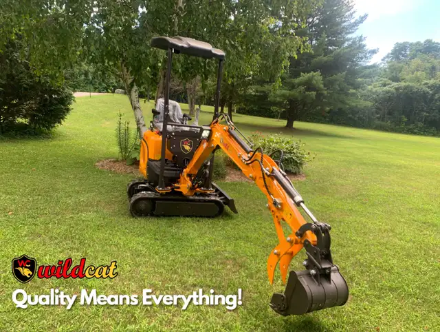 Mini Excavator with 13.5HP Kubota diesel engine for sale in Other in City of Toronto - Image 6