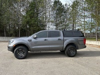 This Ford Ranger has a powerful Turbo Gas 4cyl 2.3 L engine powering this Automatic transmission. De... (image 9)