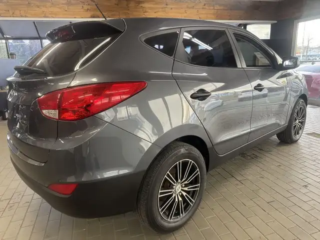 2015 Hyundai Tucson FWD 4dr Man GL in Cars & Trucks in Longueuil / South Shore - Image 6