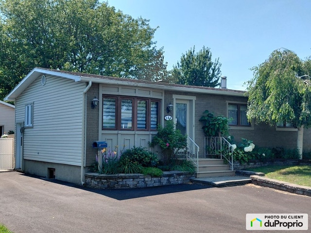 $589,000 - Bungalow for sale in St-Jean-sur-Richelieu (St-Luc) — photo 2