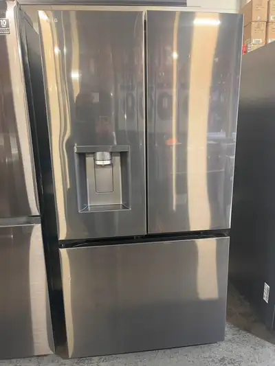 Regular Price New in Box $4,399.99 Floor Model $2,799.99 LG Smart counter-depth MAX refrigerator fea...