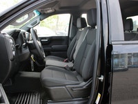 This 2020 GMC Sierra 1500 Base is a local, single-owner trade with a completely clean history and no... (image 1)