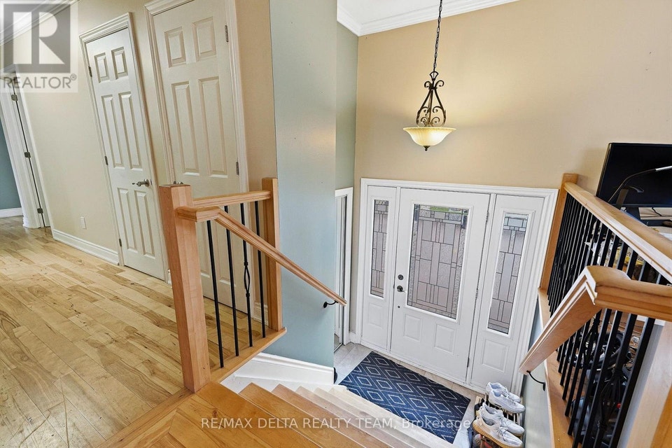 4806 FRANK KENNY ROAD Ottawa, Ontario 5