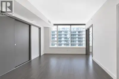 Welcome to One Pacific by Concord, conveniently located in Vancouver´s vibrant Yaletown neighbourhoo...