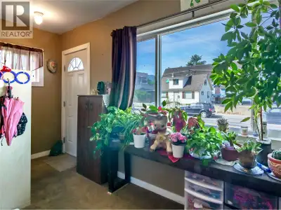 First time buyers alert! Here’s your chance to get into a single family home in an area you can walk...