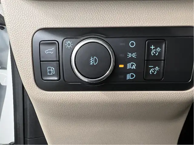 2021 Ford Escape Titanium Hybrid AWD - FACTORY WARRANTY/NO ACCID in Cars & Trucks in Winnipeg - Image 12