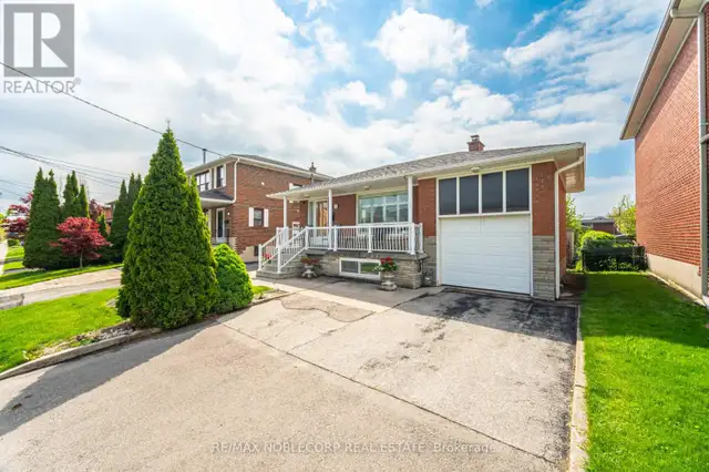 351 HILLMOUNT AVENUE Toronto (Yorkdale-Glen Park), Ontario628676021035551210
