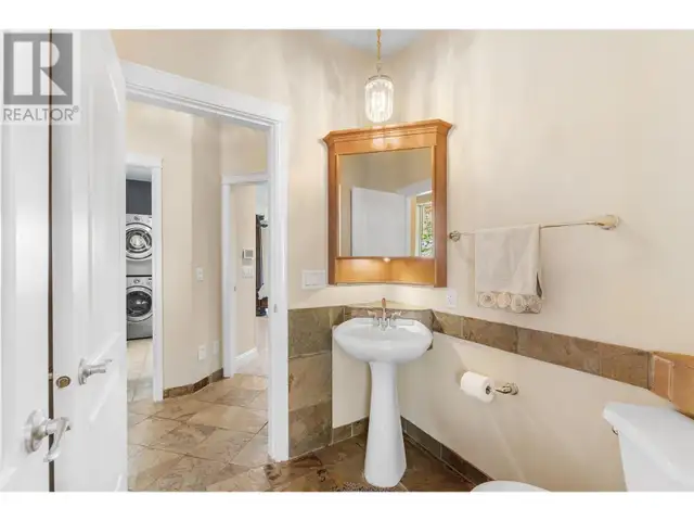 1778 Vineyard Drive Kelowna, British Columbia in Houses for Sale in Penticton - Image 38