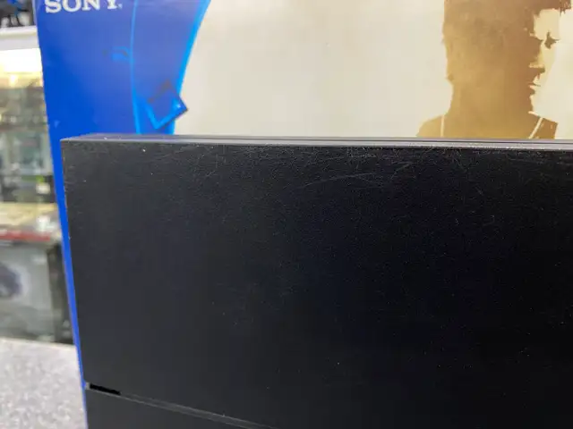 Sony PlayStation 4 500GB - No game in Sony Playstation 4 in City of Toronto - Image 6