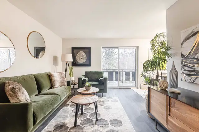 Beautiful Two Bedroom in Wortley Village - Amazing Location!62863311178754121