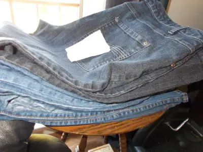 8 pair Women's Blue Jeans Size 22, View more