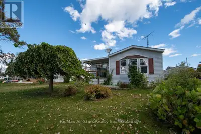 YOUR RICE LAKE RETREAT AWAITS! Bring your imagination and turn this charming 4-season home into your...