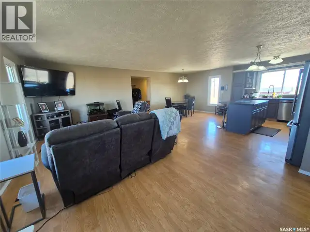Highway 13 Acreage near Glasnevin Key West Rm No. 70, Saskatchew in Houses for Sale in Regina - Image 13