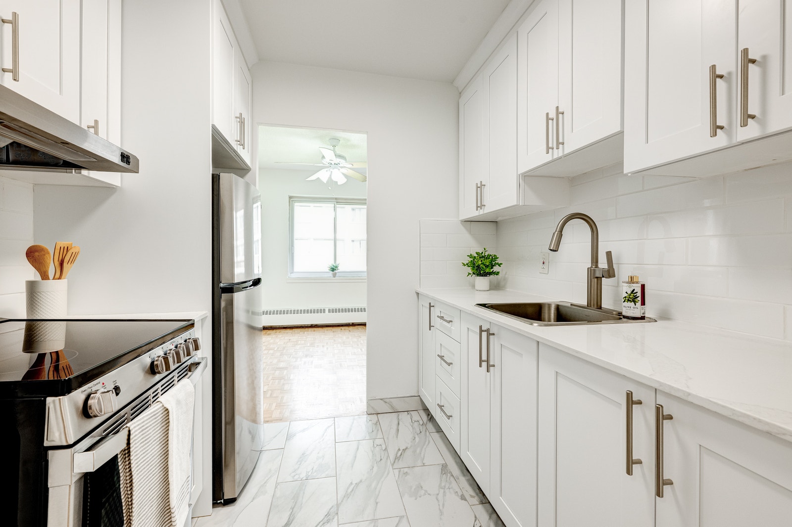 390 Boulevard Cote Vertu Ouest — photo 1
