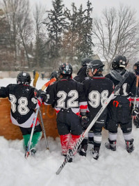 Players wanted - FREE outdoor hockey league  (6-12 yrs)