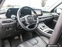 ABYSS BLACK,BLACK LEATHERETTE SEATING SURFACES,STANDARD PAINT,All Wheel Drive,MP3 Capability,Auxilia... (image 8)